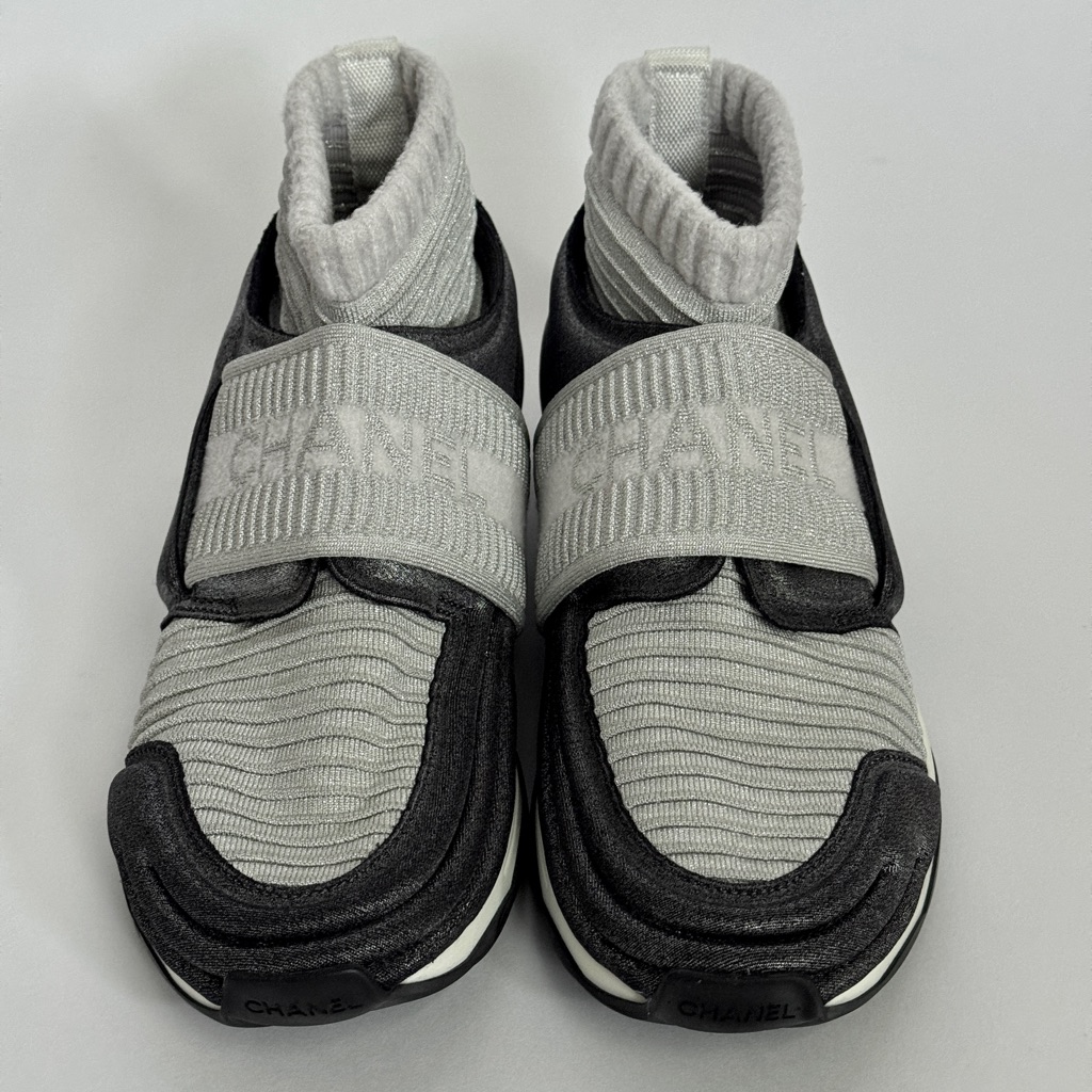 Chanel Sneakers Sz 5